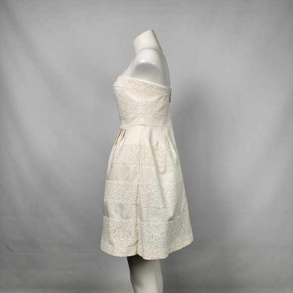 𝅺RW&CO White Lace Cotton Strapless Fit & Flare Mini Dress Size 8 - Picture 5 of 16